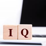知能指数（IQ）の目安と評価。高いのか低いのか？頭の良さのレベル